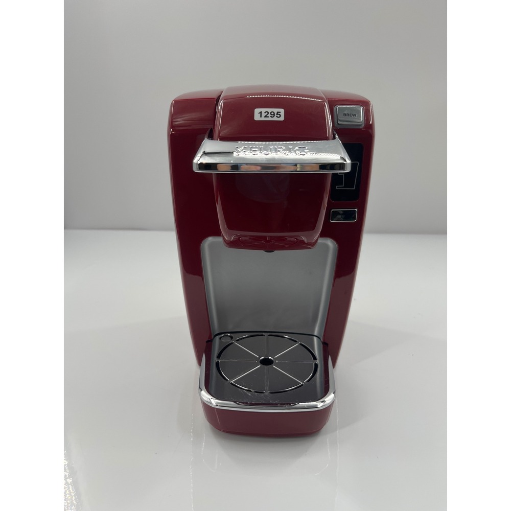 Keurig K-Mini Single Serve K-Cup Pod Coffee Maker Red Compact Brewer K15